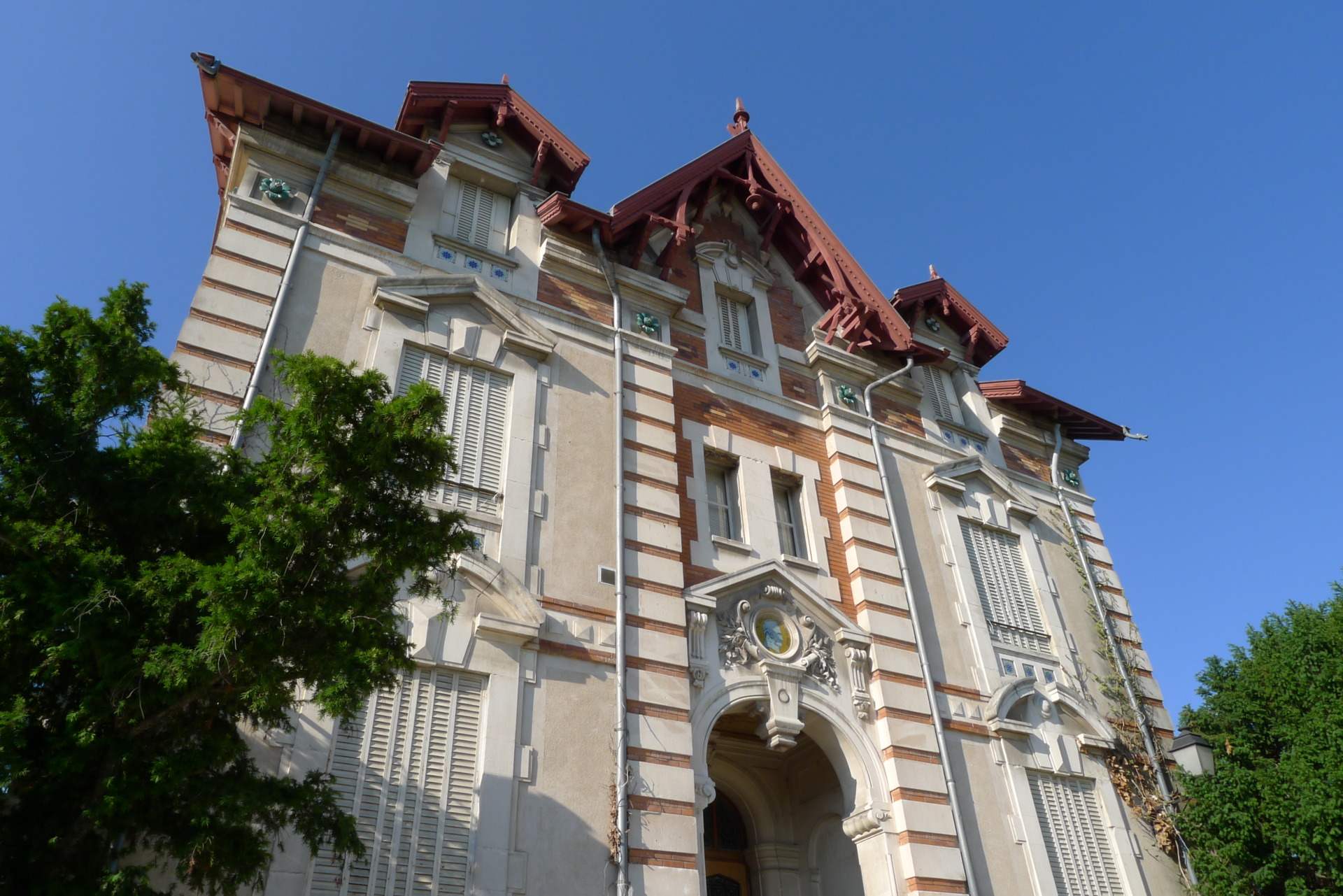 Balade urbaine « Une nouvelle vie pour les châteaux du XIXe siècle »